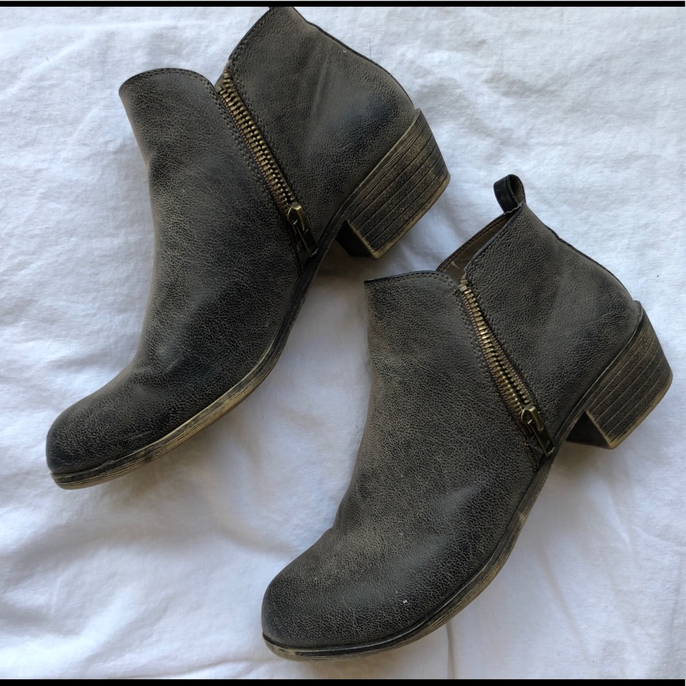 Casual or dress-up boot